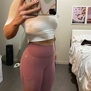 High waisted leggings